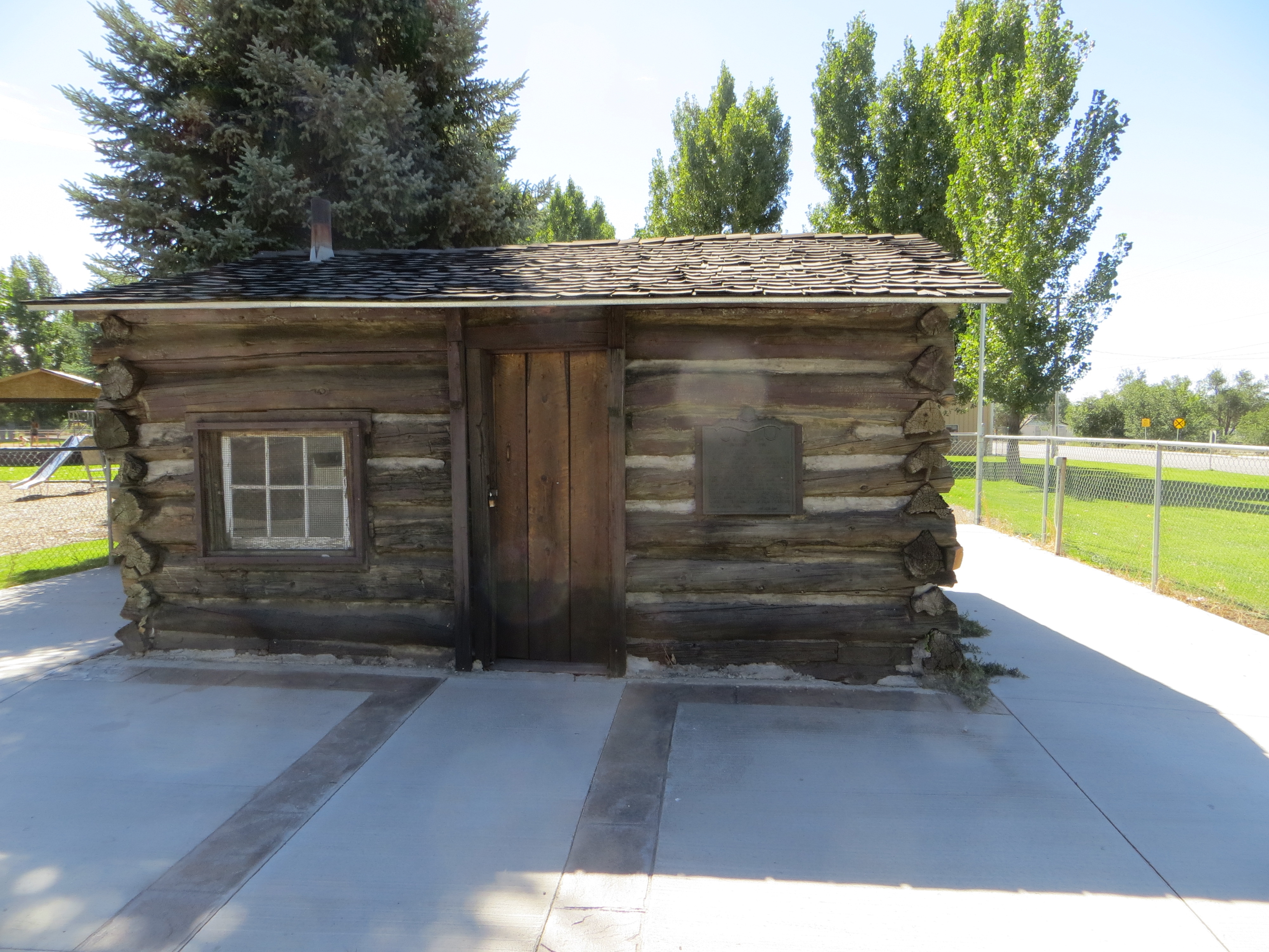 Wellington Pioneer Cabin